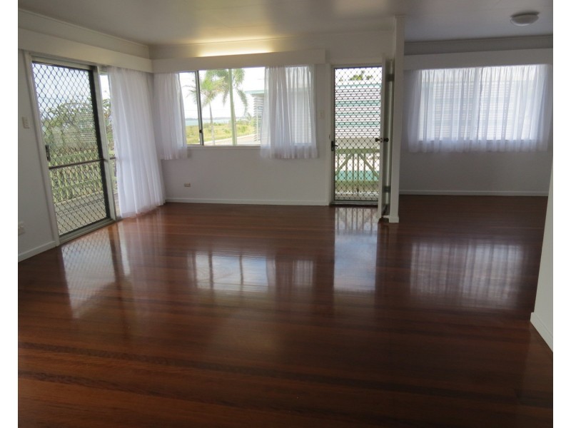 97 Esplanade, Bowen QLD 4805