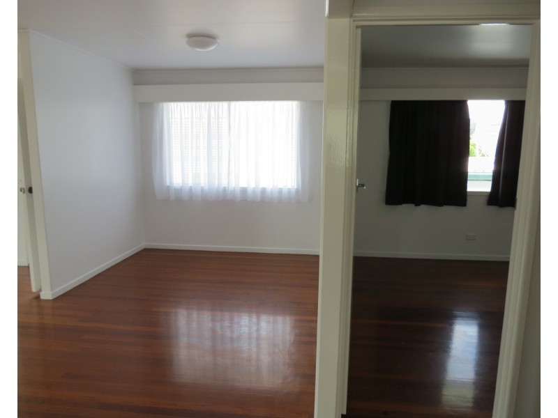 97 Esplanade, Bowen QLD 4805