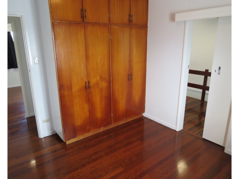 97 Esplanade, Bowen QLD 4805