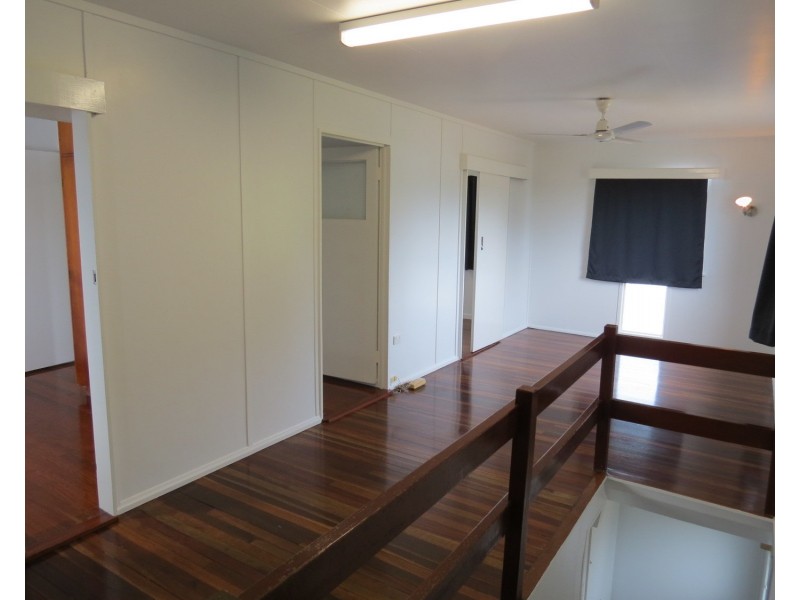 97 Esplanade, Bowen QLD 4805