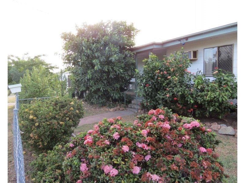 20 Verna Street, Bowen QLD 4805