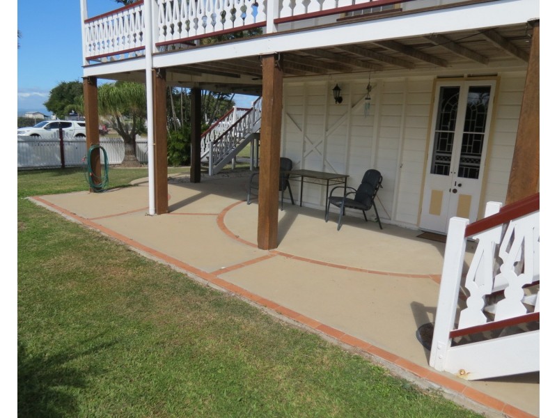2 Dalrymple Street, Bowen QLD 4805