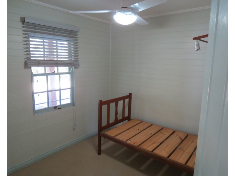 2 Dalrymple Street, Bowen QLD 4805