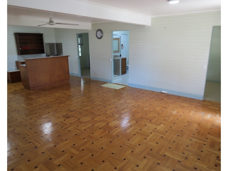 2 Dalrymple Street, Bowen QLD 4805