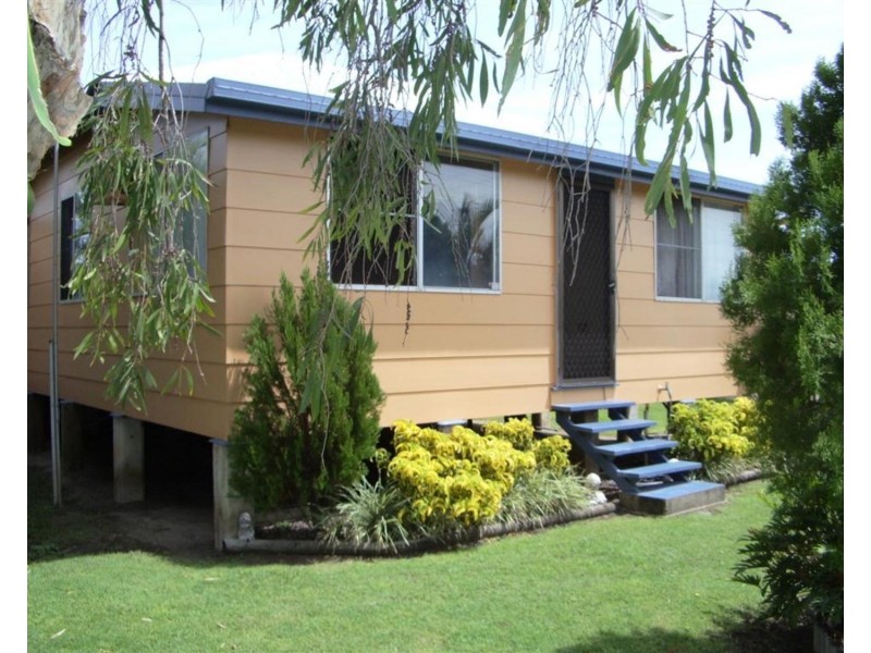 68 Dalrymple Street, Bowen QLD 4805