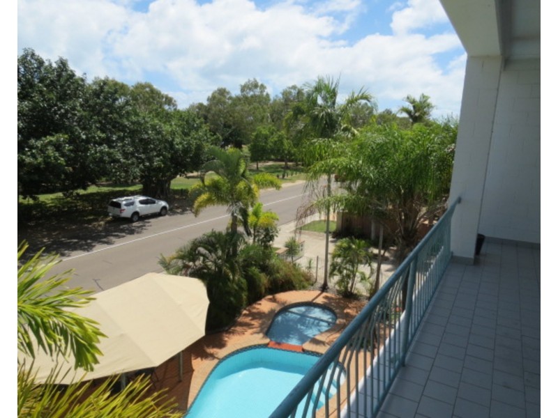 12/89 Horseshoe Bay Road, Bowen QLD 4805