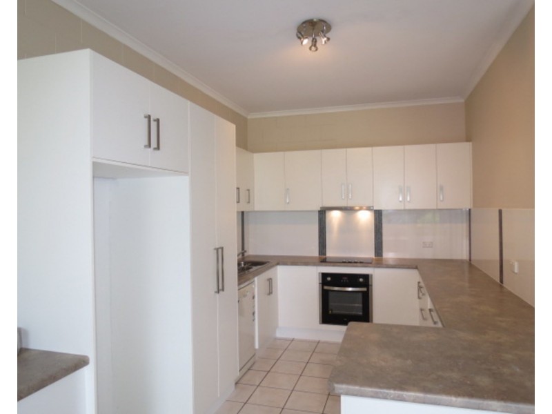 12/89 Horseshoe Bay Road, Bowen QLD 4805