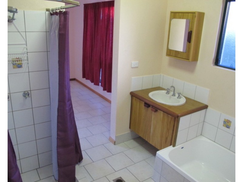 9 Cowan Lane, Bowen QLD 4805