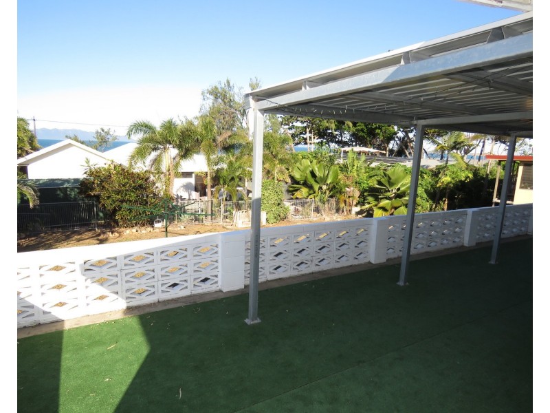 4 Casuarina Street, Bowen QLD 4805