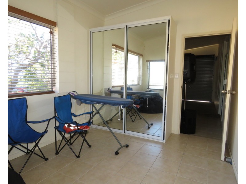 4 Casuarina Street, Bowen QLD 4805