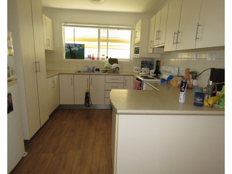 10 Salisbury Crescent, Bowen QLD 4805