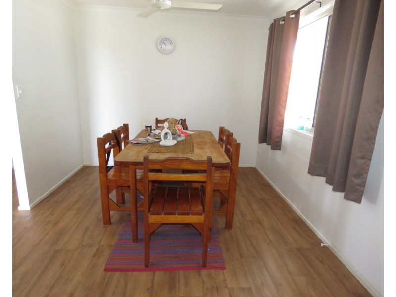 10 Salisbury Crescent, Bowen QLD 4805