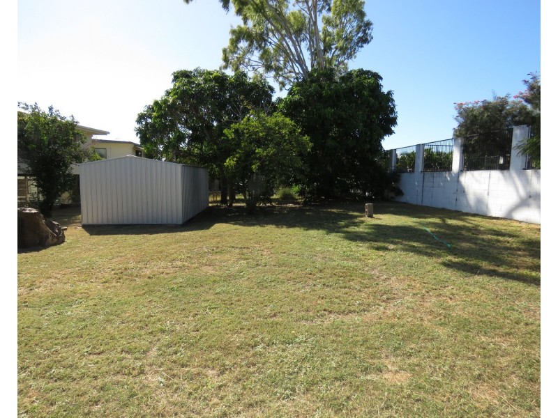 10 Salisbury Crescent, Bowen QLD 4805