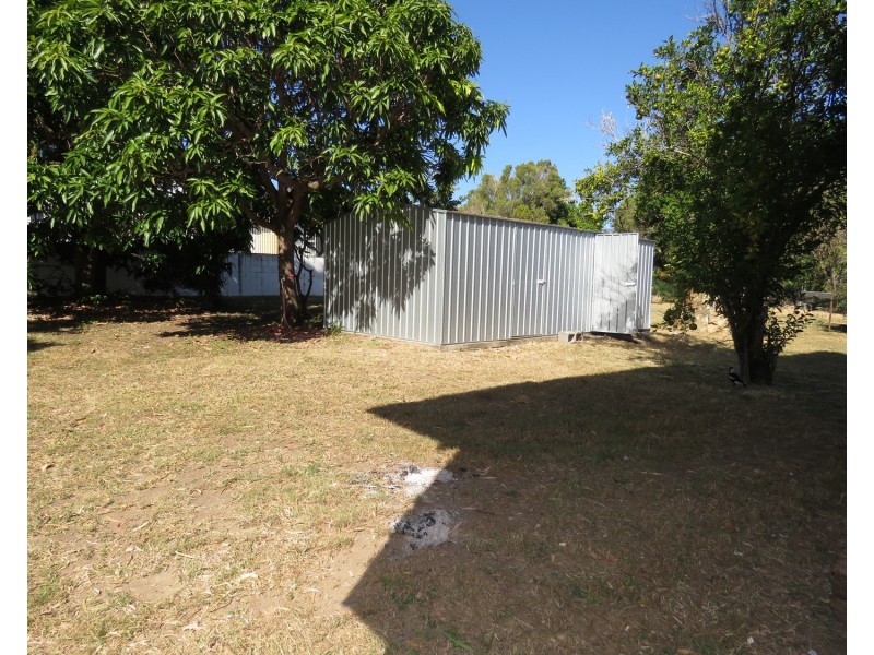 10 Salisbury Crescent, Bowen QLD 4805