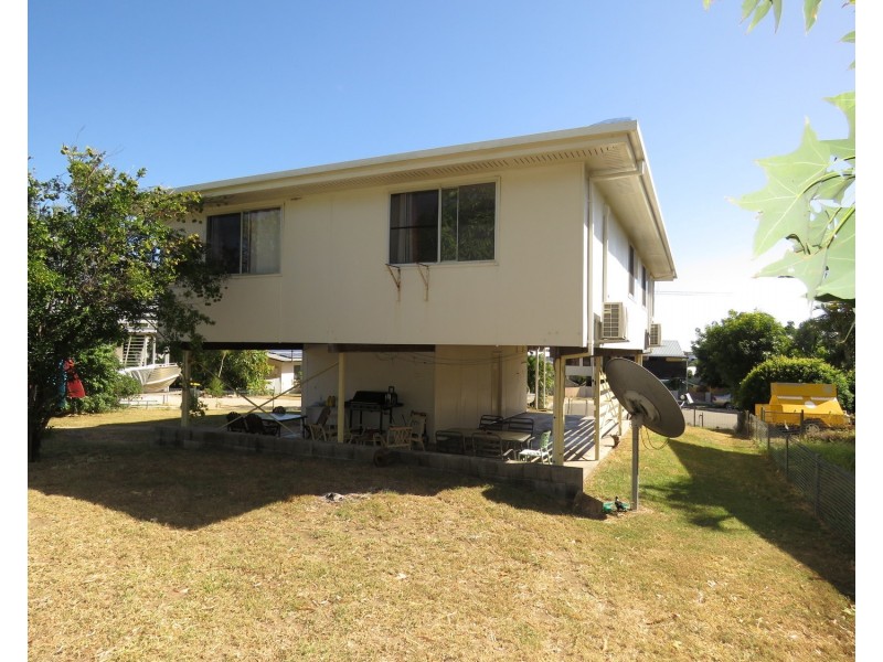 10 Salisbury Crescent, Bowen QLD 4805