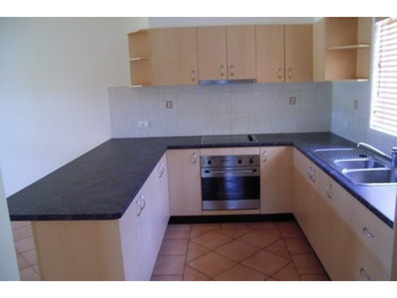 4/38 Tanner Street, Bargara QLD 4670