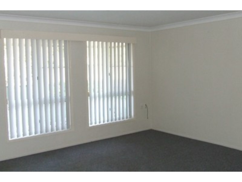 31 Club Avenue, Moore Park QLD 4670