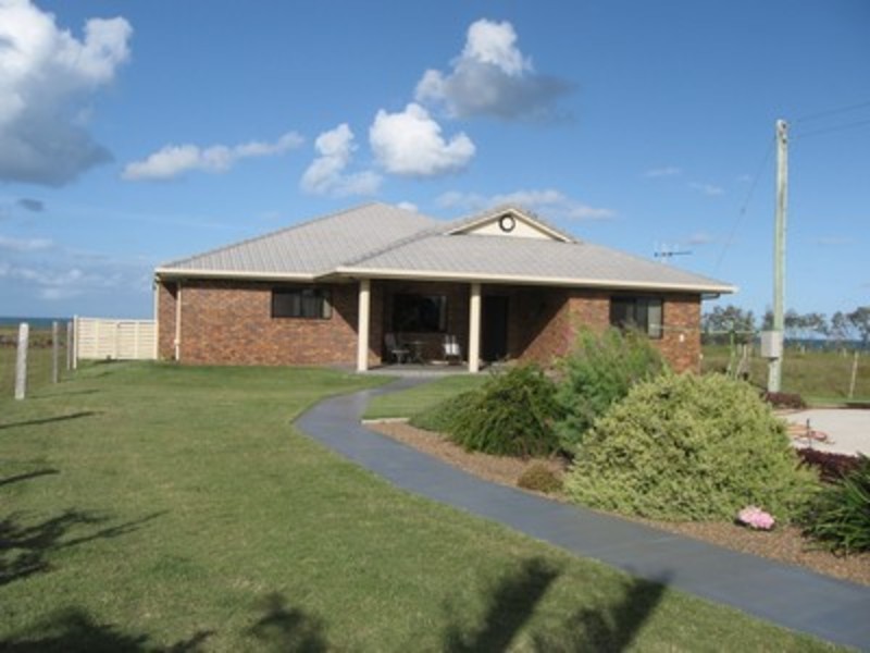 174 Shelley Street, Burnett Heads QLD 4670