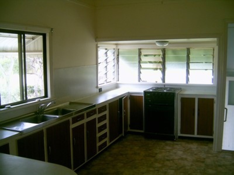 15 Gregory Terrace, Moore Park Beach QLD 4670