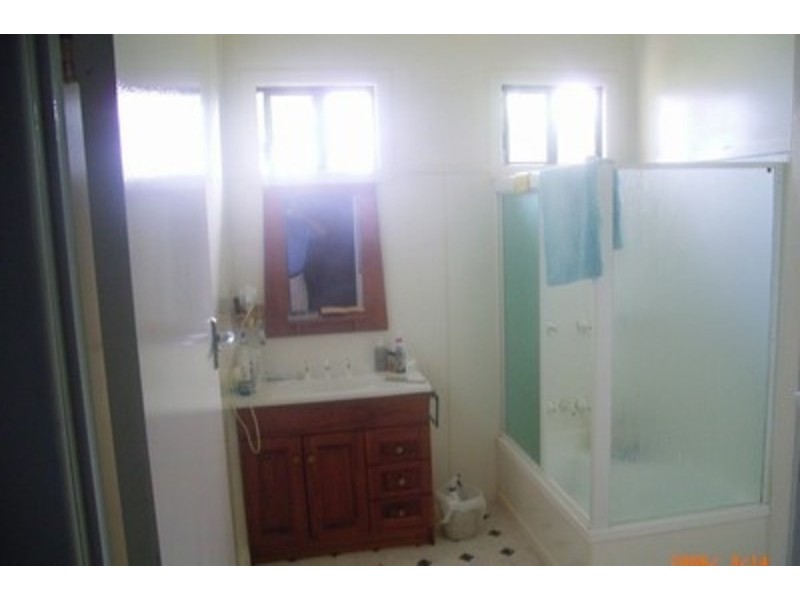 855 Elliott Heads Road, Windermere QLD 4670