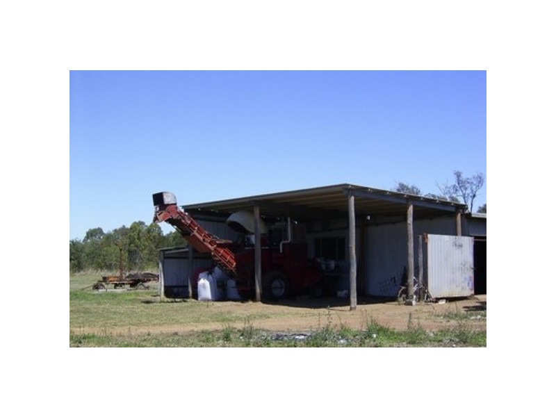 33818 Bruce Highway, Gin Gin QLD 4671