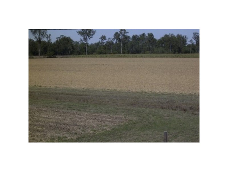 33818 Bruce Highway, Gin Gin QLD 4671