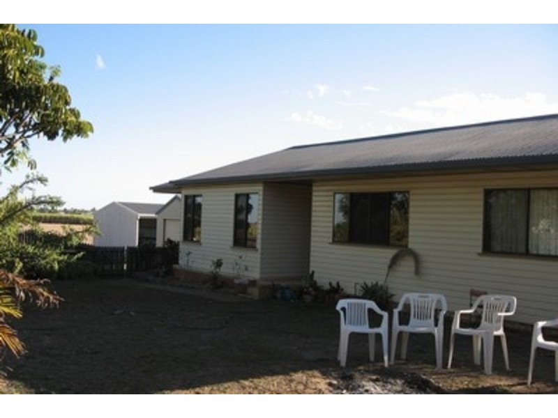 204 Moore Park Road, Moore Park Beach QLD 4670