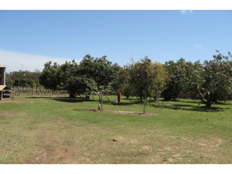 494 Moore Park Road, Welcome Creek QLD 4670