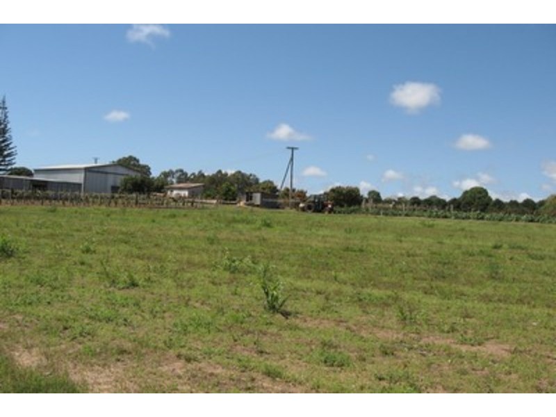 494 Moore Park Road, Welcome Creek QLD 4670