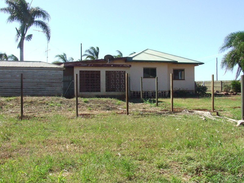 144 Hummock Road, Qunaba QLD 4670
