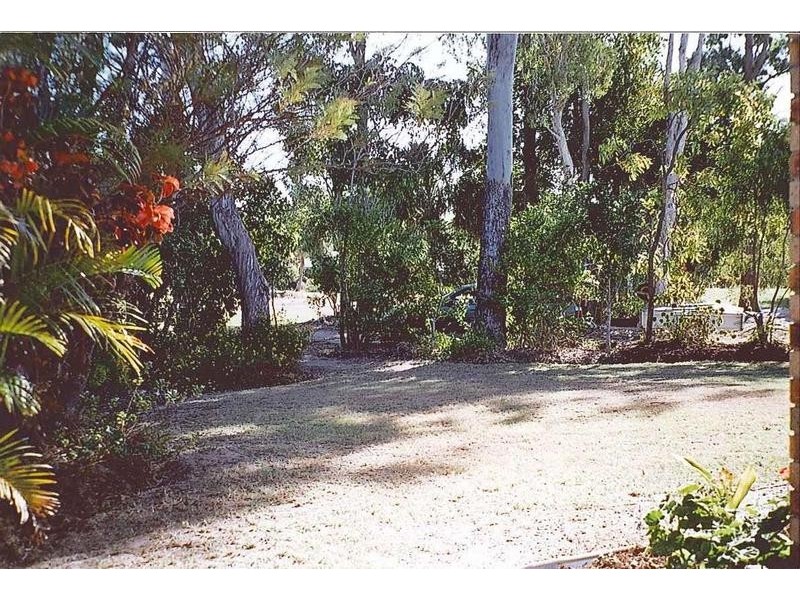 5 Elfin Court, Moore Park Beach QLD 4670