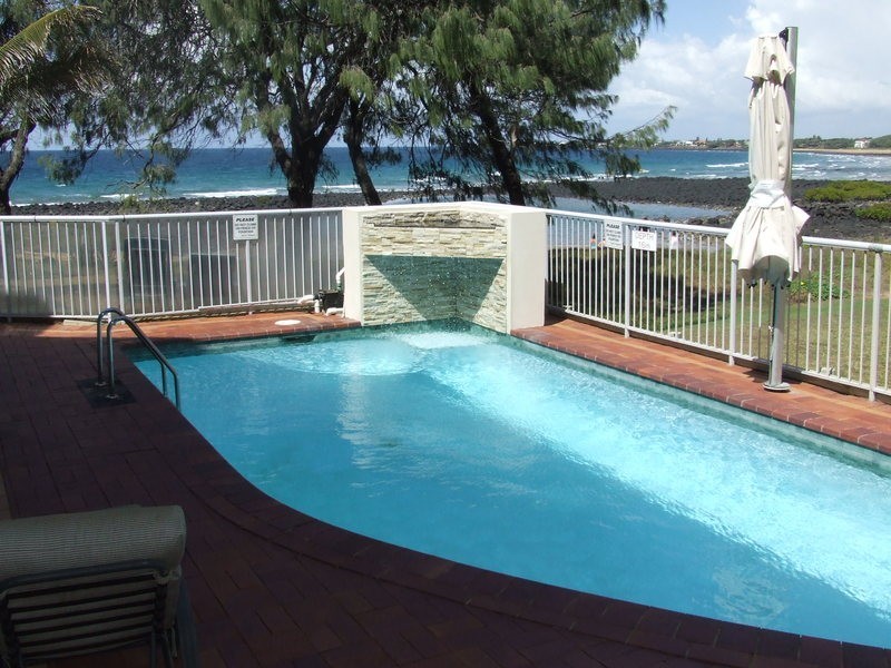 2/104 Miller Street, Bargara QLD 4670