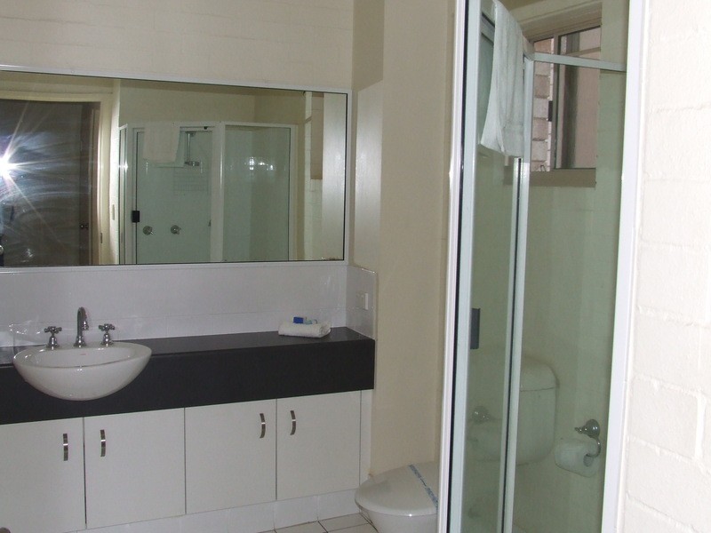 2/104 Miller Street, Bargara QLD 4670