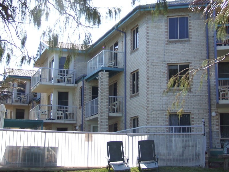 2/104 Miller Street, Bargara QLD 4670