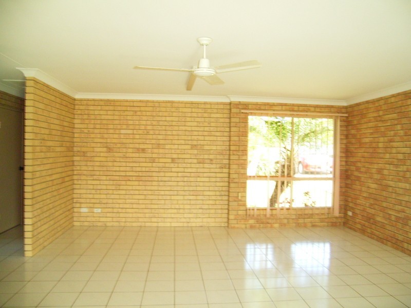 21 Dennis Court, Bundaberg West QLD 4670