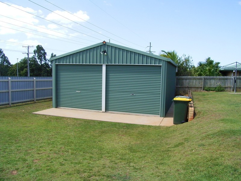 21 Dennis Court, Bundaberg West QLD 4670