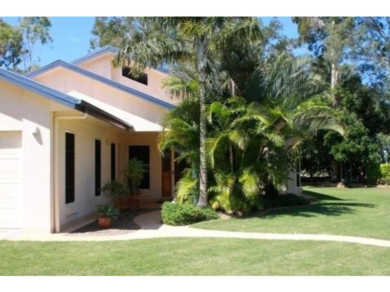 Moore Park Beach QLD 4670