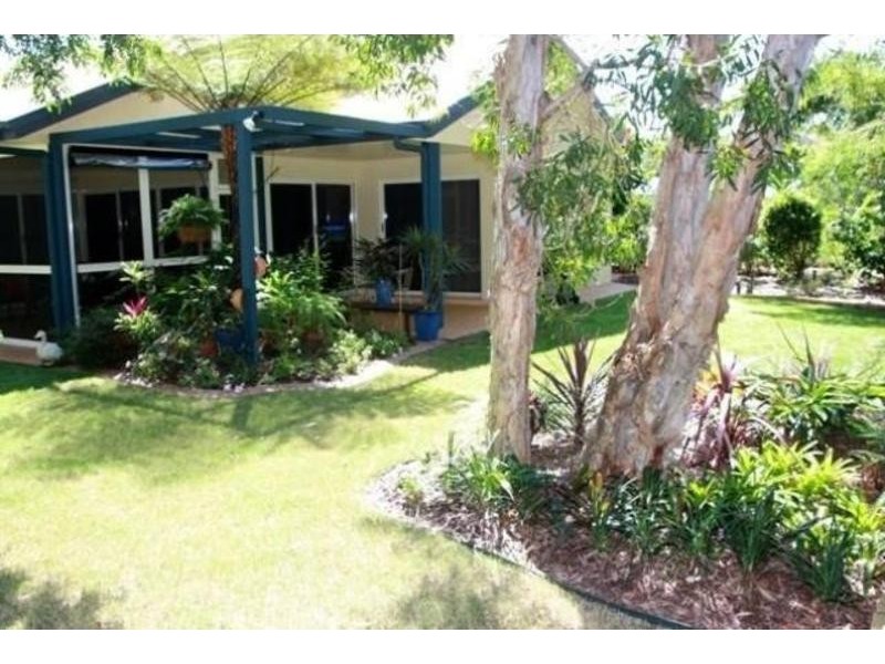 Moore Park Beach QLD 4670