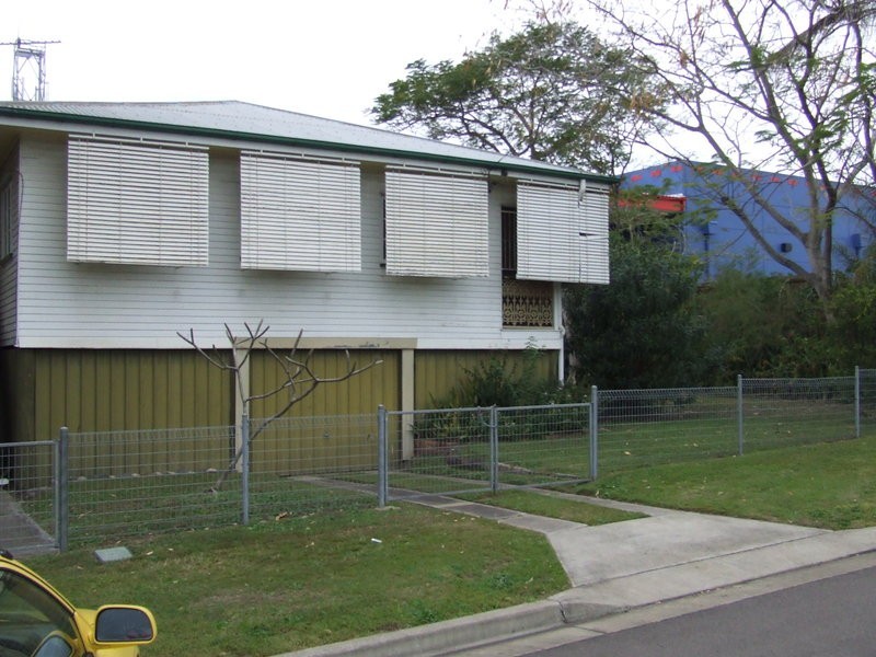 2A Branyan Street, Bundaberg West QLD 4670