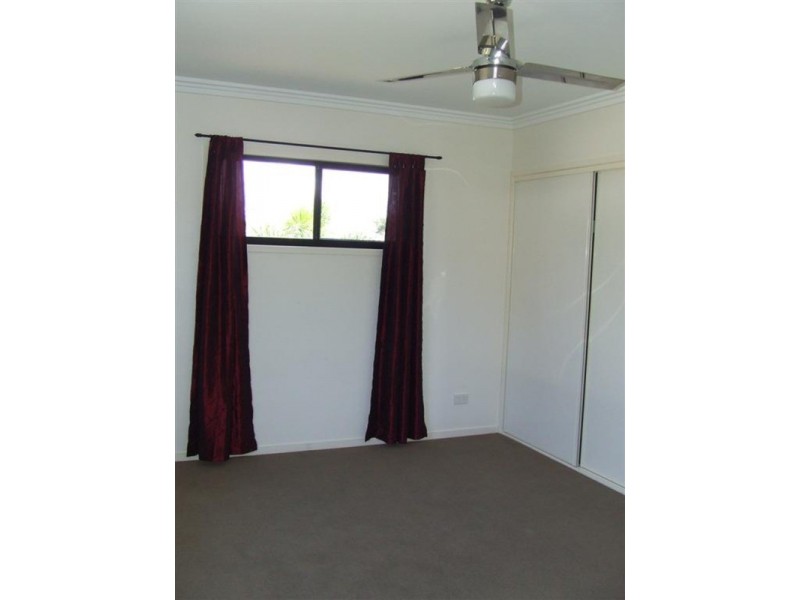 42 Linden Crescent, Qunaba QLD 4670