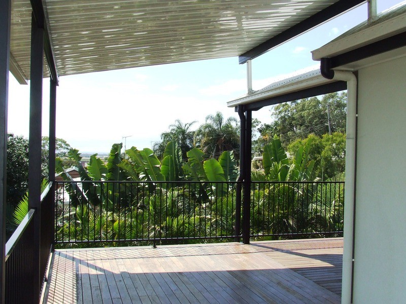 42 Linden Crescent, Qunaba QLD 4670