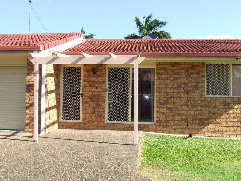 2/28 Olsen Street, Bundaberg East QLD 4670