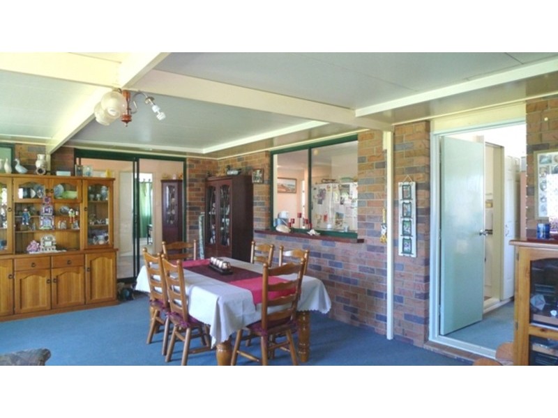 9 Pharlap Parade, Branyan QLD 4670