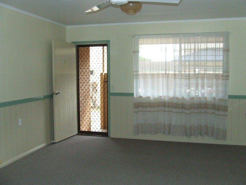 2/15 Robert Street, Bundaberg QLD 4670