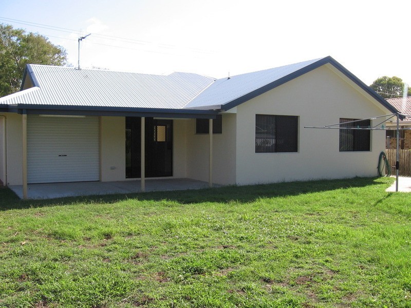 3 Club Avenue, Moore Park Beach QLD 4670
