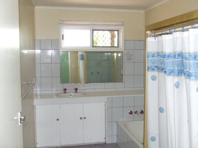 111 Elliott Heads Road, Kepnock QLD 4670