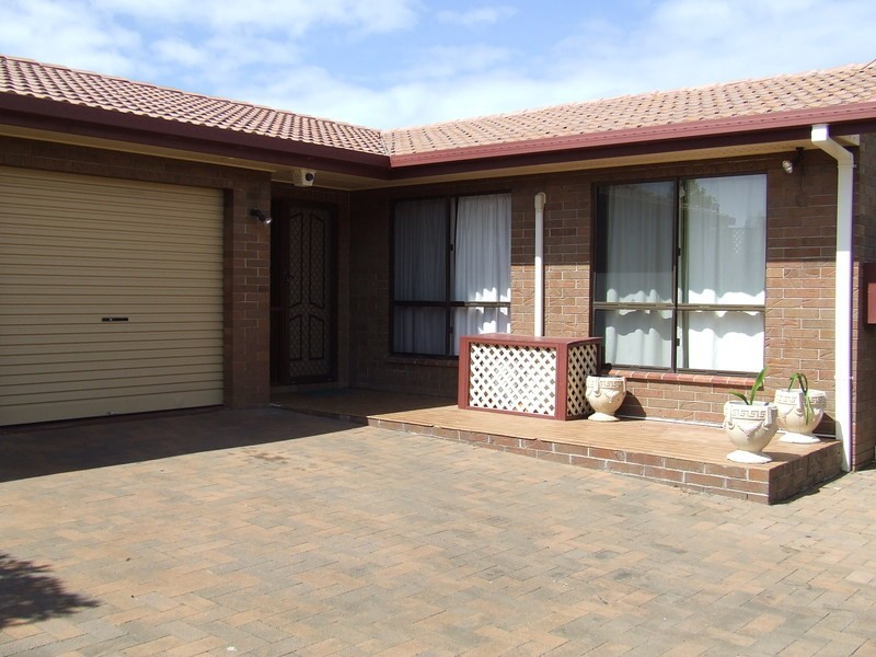 Coral Cove QLD 4670