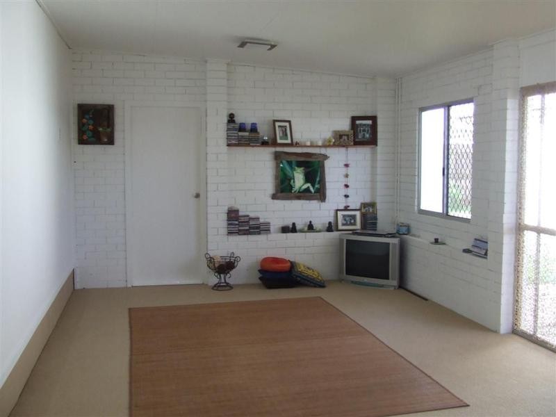 18 Peirson Street, Millbank QLD 4670