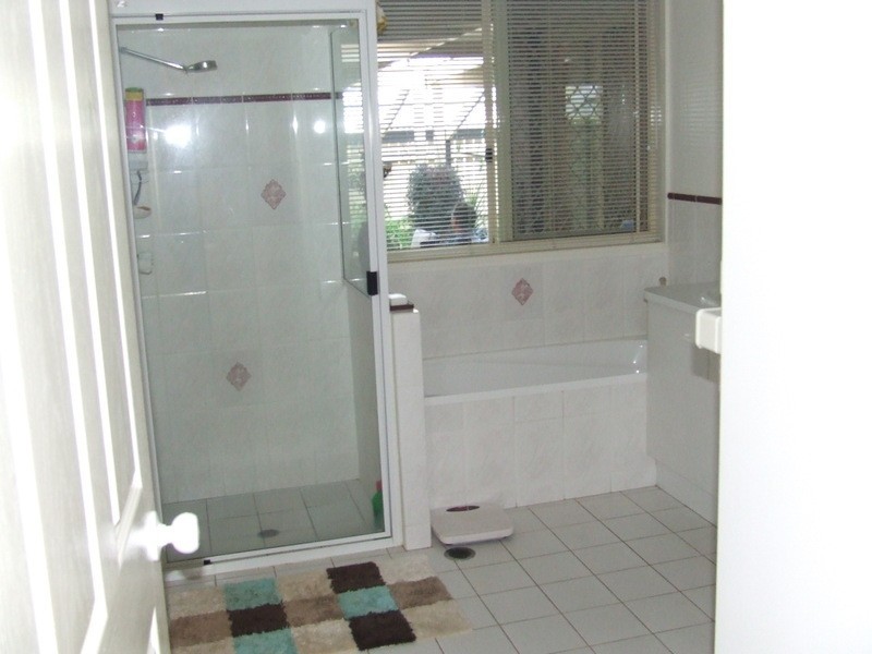 Kepnock QLD 4670