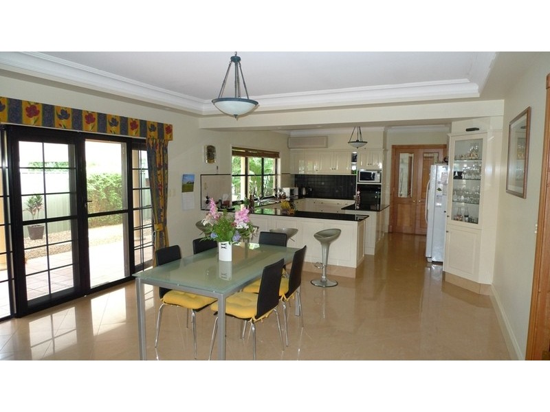 8 Gretton Court, Avoca QLD 4670